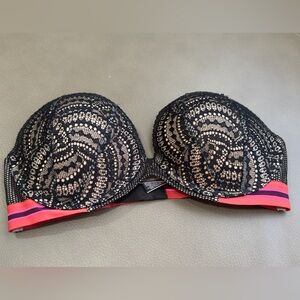Victoria's Secret Black and Pink Lace Bra